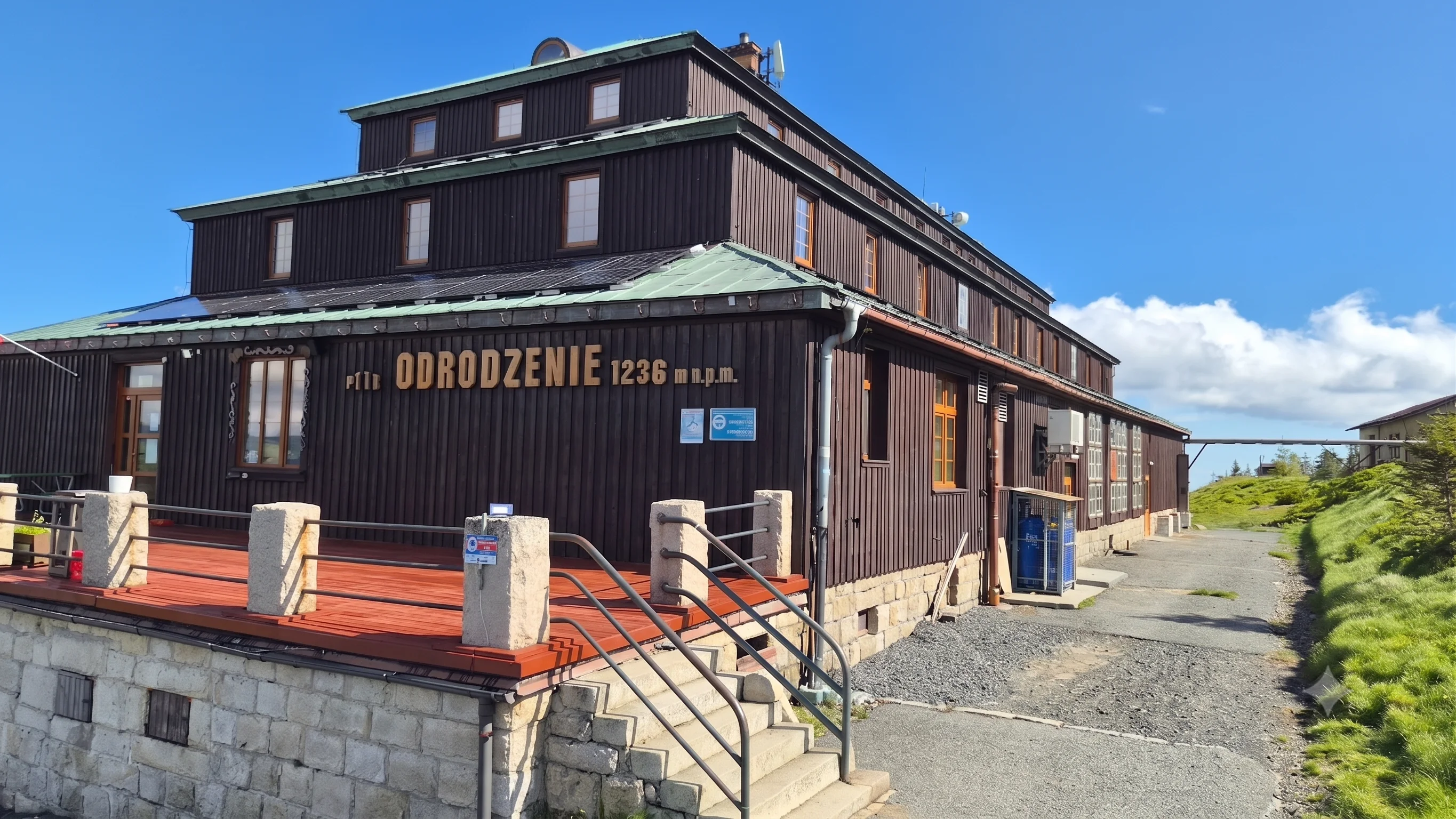 Schronisko PTTK “Odrodzenie”