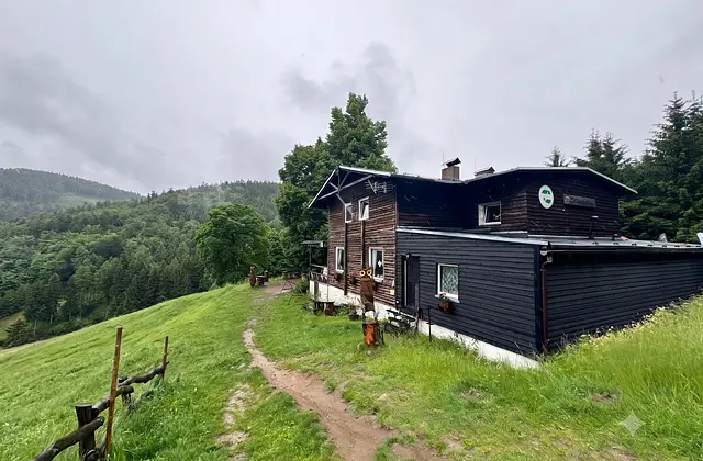 Schronisko PTTK „Andrzejówka”