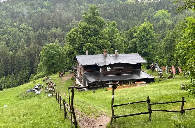 Schronisko PTTK „Andrzejówka”